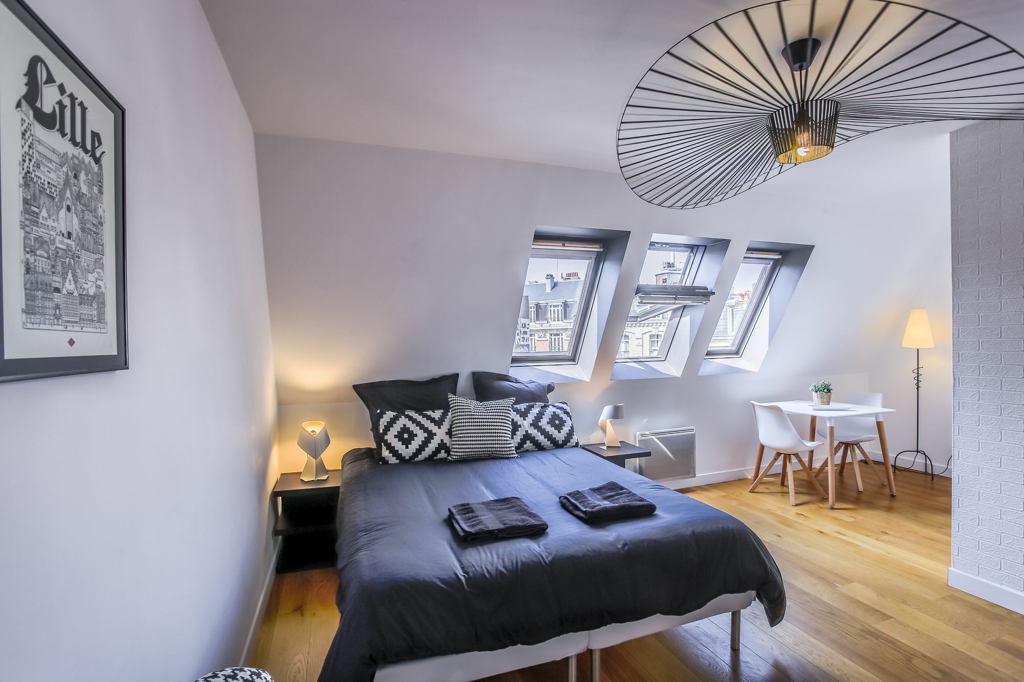 Appartement Design Hyper Centre Lille - Netflix Wifi Fibre - Parking 外观 照片